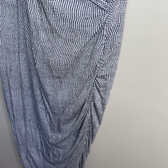 Mossimo Summer Dress - Picture 3 of 5